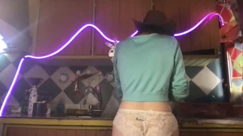 Snapshot of super_jony chatting on November 25, 2025, 2:17 pm super jony and Marta GMT 1300-1800 every day online show from November 25, 2025, 2:17 pm