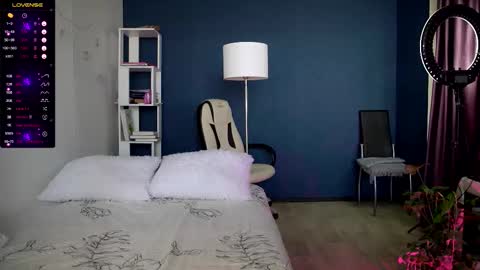 Snapshot of super_peach_stream chatting on December 16, 2025, 11:59 am ANNApvt open full info in bio online show from December 16, 2025, 11:59 am