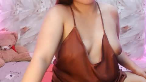 Snapshot of superb_ass25 chatting on April 20, 2026, 3:15 pm KIMZY online show from April 20, 2026, 3:15 pm