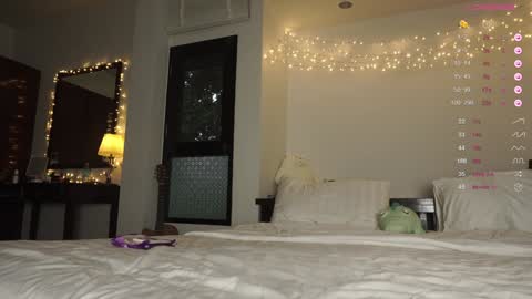 Milana Scarlett online show from October 10, 2025, 11:15 pm