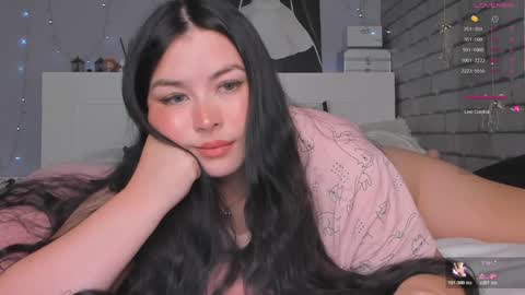 Milana Scarlett online show from October 29, 2025, 11:12 am