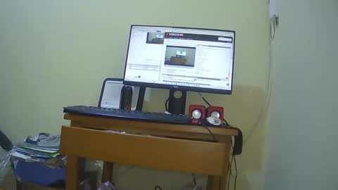 Snapshot of superboy977 chatting on November 15, 2025, 4:54 am superboy977 online show from November 15, 2025, 4:54 am