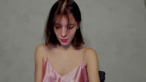 Snapshot of superior_cat chatting on December 22, 2025, 11:35 pm Una online show from December 22, 2025, 11:35 pm