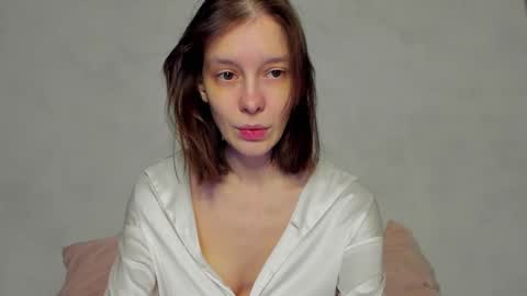 Snapshot of superior_cat chatting on January 8, 2026, 2:14 am Una online show from January 8, 2026, 2:14 am