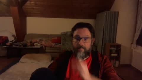 supersquirrel81 online show from October 19, 2025, 7:47 pm