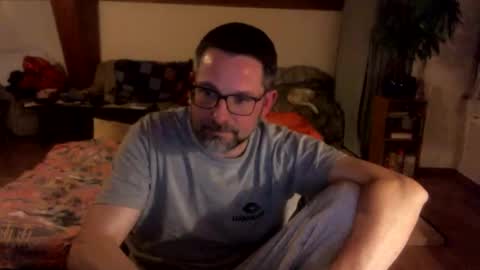 Snapshot of supersquirrel81 chatting on February 25, 2026, 6:39 pm supersquirrel81 online show from February 25, 2026, 6:39 pm