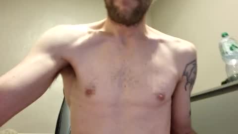 Snapshot of supgxd chatting on February 4, 2025, 1:13 am supgxd online show from February 4, 2025, 1:13 am