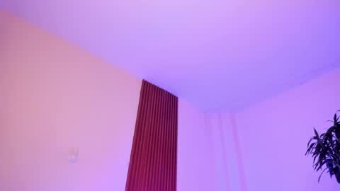 Snapshot of suprasexyjohn chatting on January 8, 2026, 6:32 pm llllSupra llll online show from January 8, 2026, 6:32 pm