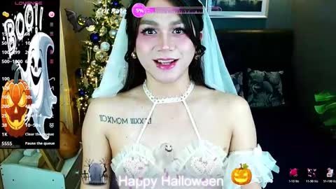 Snapshot of supreme_deity chatting on November 1, 2025, 9:44 am DIANNA online show from November 1, 2025, 9:44 am