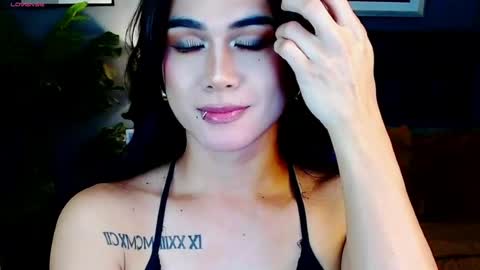 Snapshot of supreme_deity chatting on April 24, 2026, 7:00 am DIANNA online show from April 24, 2026, 7:00 am