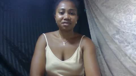 Snapshot of surbelle chatting on January 12, 2026, 6:18 am surbelle online show from January 12, 2026, 6:18 am