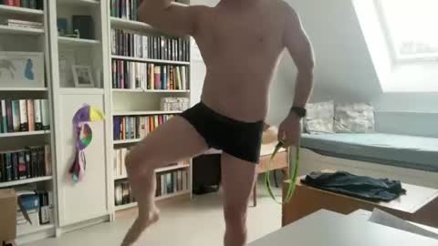 Snapshot of surfstar81 chatting on September 28, 2025, 12:54 pm surfstar81 online show from September 28, 2025, 12:54 pm