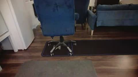 Snapshot of surrey345 chatting on September 28, 2025, 7:14 am Steve online show from September 28, 2025, 7:14 am