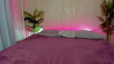 Annie online show from December 29, 2024, 1:02 am