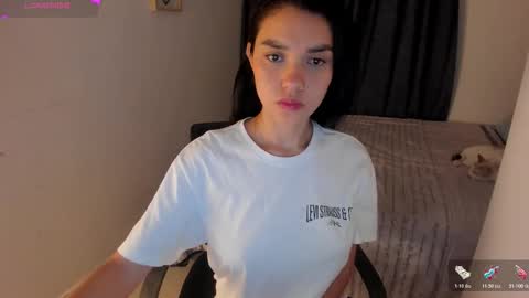 Snapshot of susan_arango chatting on February 19, 2026, 12:28 am susan love online show from February 19, 2026, 12:28 am