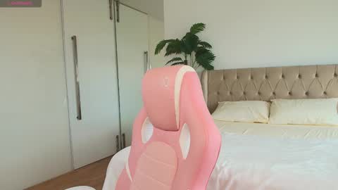 Snapshot of susan_backer chatting on February 12, 2026, 11:27 am Susan online show from February 12, 2026, 11:27 am