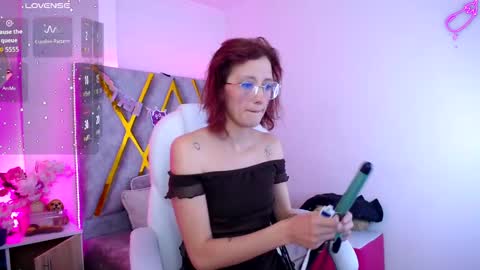 Susan online show from December 21, 2025, 10:33 am