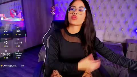 Snapshot of susan_voltaire chatting on May 25, 2026, 5:08 pm susan_voltaire online show from May 25, 2026, 5:08 pm