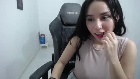 Snapshot of susana254 chatting on February 7, 2025, 6:14 am susana lopez online show from February 7, 2025, 6:14 am