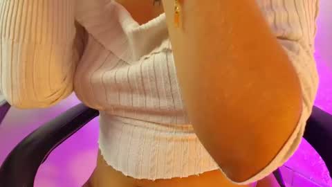 Snapshot of susana_hank chatting on February 6, 2026, 7:39 pm susana online show from February 6, 2026, 7:39 pm