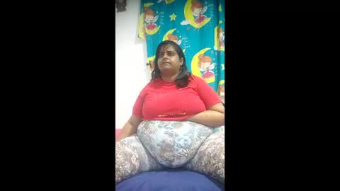 Snapshot of susanaeshwar chatting on April 8, 2026, 7:14 pm susanaeshwar online show from April 8, 2026, 7:14 pm