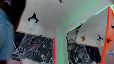 Snapshot of susanahenao chatting on October 22, 2025, 8:52 pm susanahenao online show from October 22, 2025, 8:52 pm