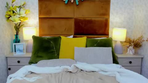 Snapshot of susanblare chatting on February 18, 2025, 9:32 am Susan online show from February 18, 2025, 9:32 am