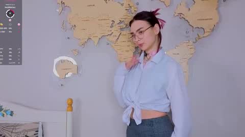 susannahtrojahn online show from February 9, 2026, 3:49 pm