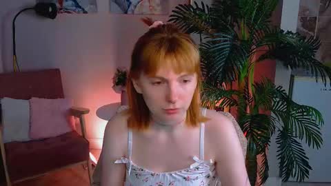 Snapshot of susie_miu chatting on March 18, 2026, 5:32 am SUSIE 3 online show from March 18, 2026, 5:32 am