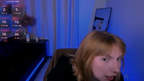 Snapshot of susie_miu chatting on April 17, 2026, 9:40 pm SUSIE 3 online show from April 17, 2026, 9:40 pm