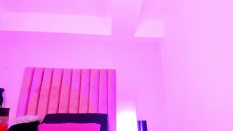 Snapshot of sussan_nicolle1 chatting on November 1, 2025, 12:18 pm Sussan Nicole online show from November 1, 2025, 12:18 pm