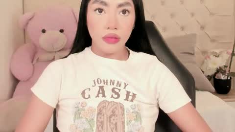 Snapshot of sussie_thompsom chatting on December 18, 2025, 4:46 pm Sussie Tompsom online show from December 18, 2025, 4:46 pm