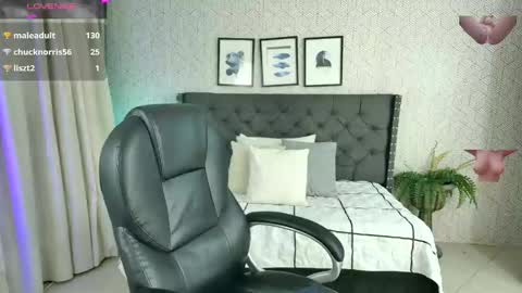   online show from December 23, 2024, 4:17 pm