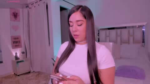sussy_bell_ online show from April 26, 2026, 11:35 pm