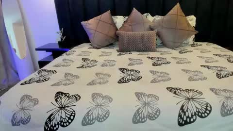 susyy online show from February 9, 2026, 3:32 am