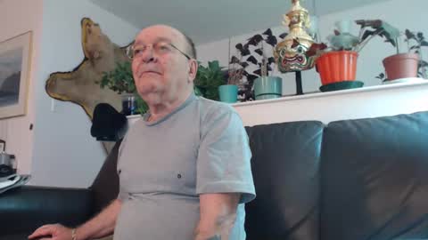 Otto online show from December 25, 2024, 5:58 am