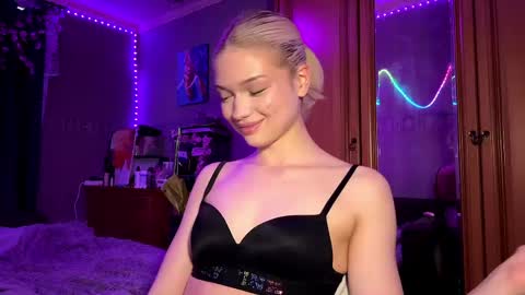 Stacy online show from May 16, 2026, 12:18 am