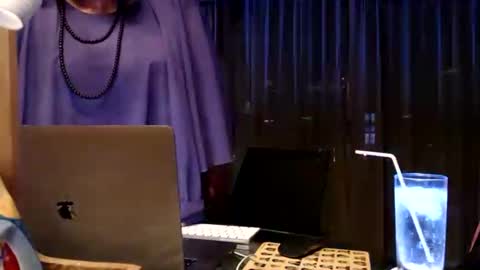 Snapshot of suzannebanci chatting on December 2, 2025, 2:12 pm My name is Sissy or more fully Suzanna Aprilia Maria Mariquita Catarina Chinita Banci. Soy una puta - que chimba ladybug online show from December 2, 2025, 2:12 pm