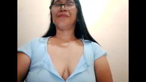 Snapshot of suzzie_hot chatting on February 9, 2025, 11:58 am suzzie_hot online show from February 9, 2025, 11:58 am