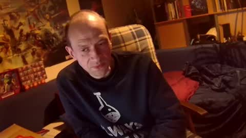 svenerd______ online show from February 8, 2026, 11:41 pm