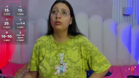 Svetlana online show from May 17, 2026, 7:43 pm