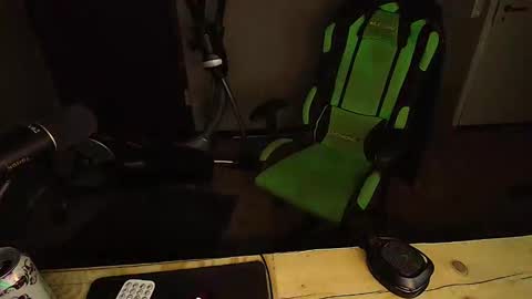 swaicy1990 online show from September 20, 2025, 10:22 pm