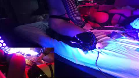 Snapshot of sweat_as_candy chatting on November 2, 2025, 1:52 am Johnny Cum Lover online show from November 2, 2025, 1:52 am