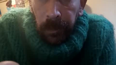 sweaterboy666 online show from December 19, 2024, 10:34 am