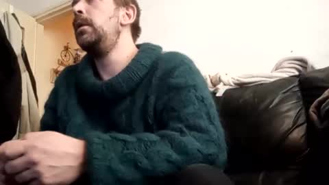 Snapshot of sweaterboy666 chatting on February 17, 2026, 10:56 am sweaterboy666 online show from February 17, 2026, 10:56 am