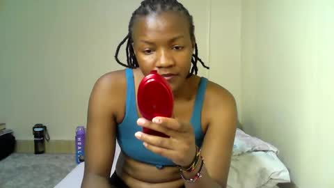 Snapshot of swee_leilah chatting on September 13, 2025, 10:37 am Call me Sheila online show from September 13, 2025, 10:37 am