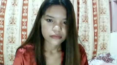 Snapshot of sweet01pinay chatting on May 4, 2026, 7:43 pm sweet01pinay online show from May 4, 2026, 7:43 pm