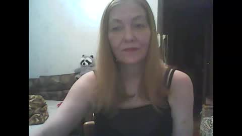 sweet4blonde609 online show from November 27, 2025, 11:34 am