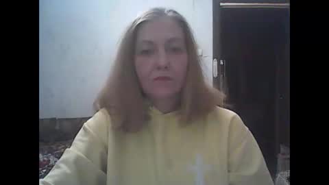 sweet4blonde67 online show from May 7, 2026, 6:57 pm