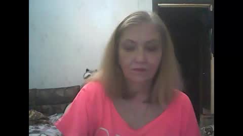 sweet4blonde67 online show from June 7, 2026, 4:11 pm
